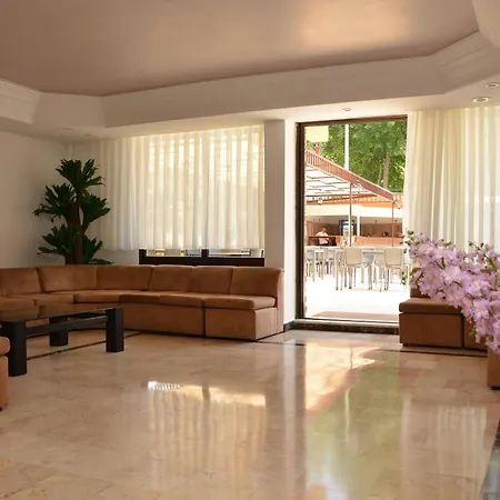 Fame Hotell 3*