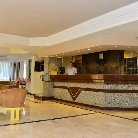 Fame Hotel 3*